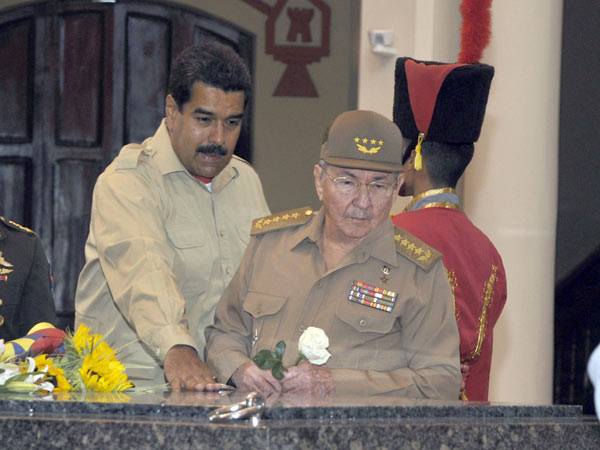 Maduro con Raul Castro